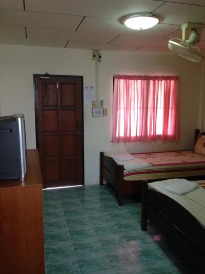 Triple Room — Light In bungalow